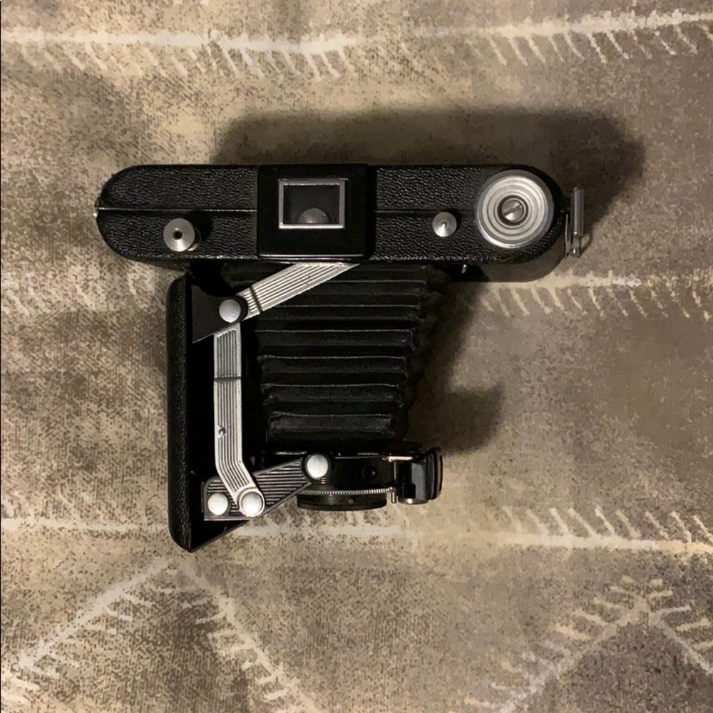 Antique camera - Picture 2 of 6